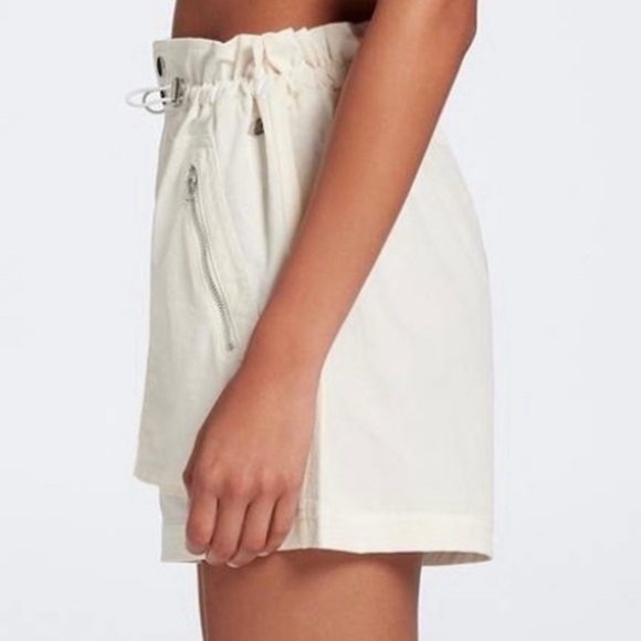 CALIA - Journey Collection High Rise Paper-bag Shorts - Picture 2 of 10